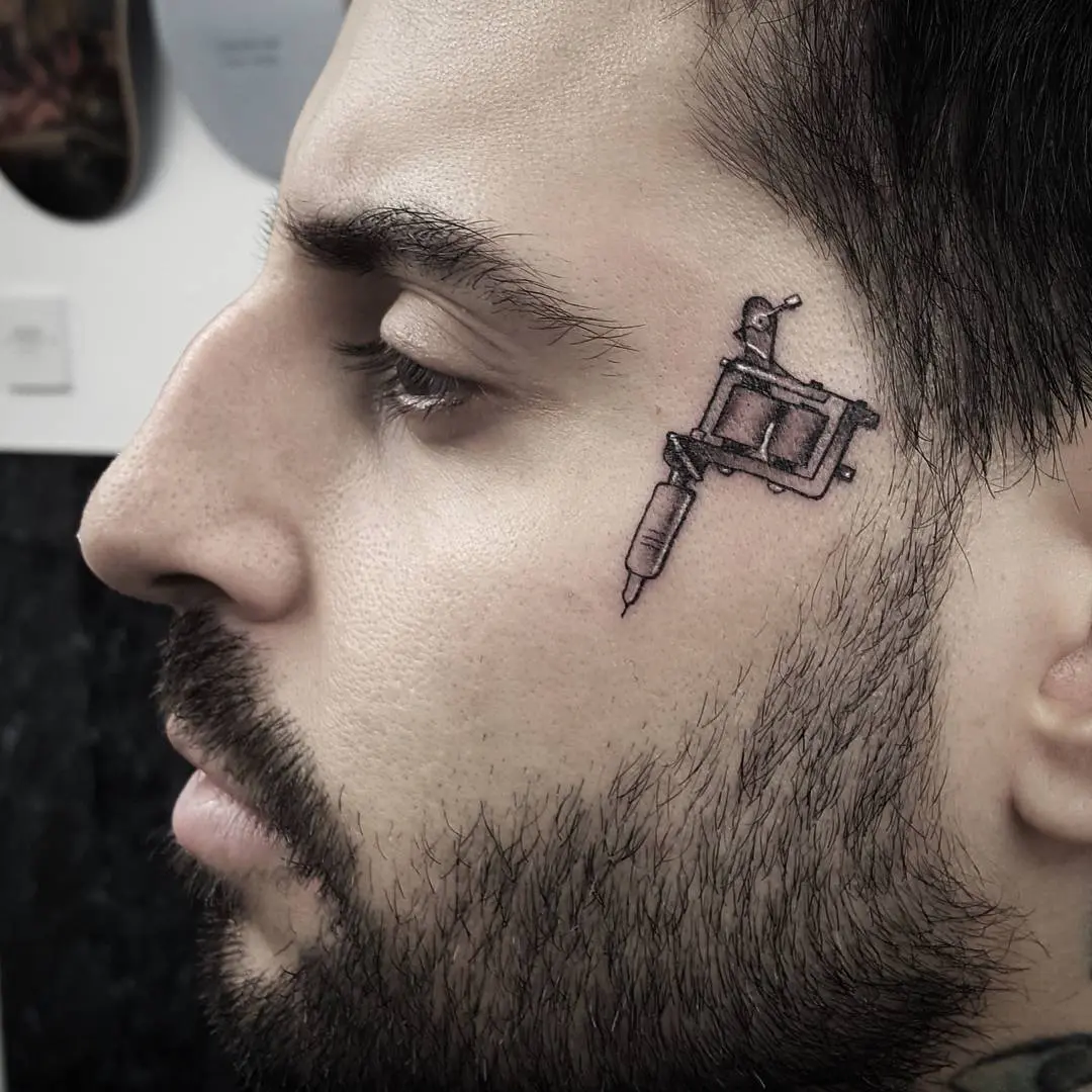 Trust No One Eye Tattoo - Radical Ink