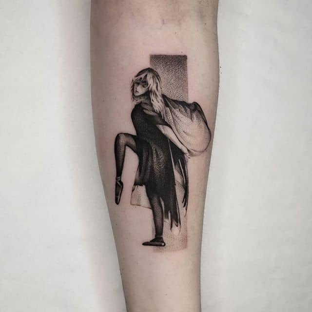 Stevie Nicks  tattoo by goldyz 5h 20 min tatto stevienicks  fleetwoodmac portraittattoo bestsinger detailedtattoo  Instagram