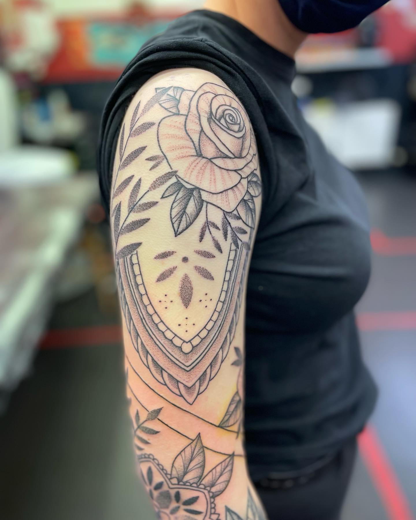 Couple of in progress photos of a floral mandala sleeve project for Katie,  just a smaller session to ⋆ Studio XIII Gallery