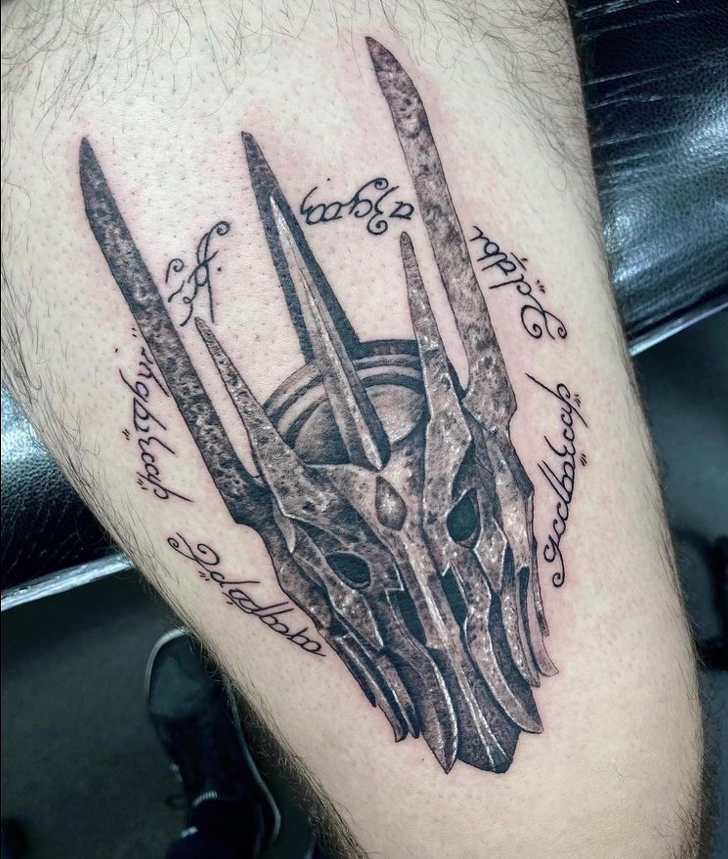 Lord of the rings piece from our talented artist sungazerink 

As always, if you like his work and are interested in getting booked in, feel free to fill in a tattoo enquiry form on our website to get a quote. He currently has small spaces from the middle of May. 

             