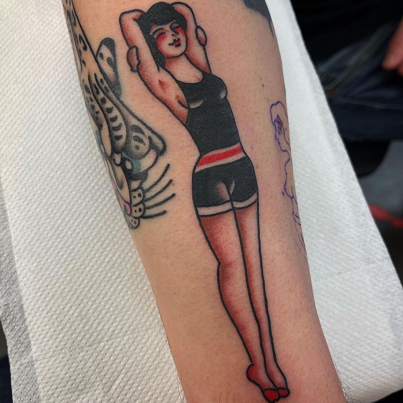 Super clean pin-up by our resident Ruairidh 🌞🙌

📲 rvltattoo

If you would like to get tattooed by Ruairidh, then please message him directly for a quote or fill out the tattoo enquiry form on our website 💫

                        barber_dts easytattoo_uk eternalink dynamiccolor stencilstuff        