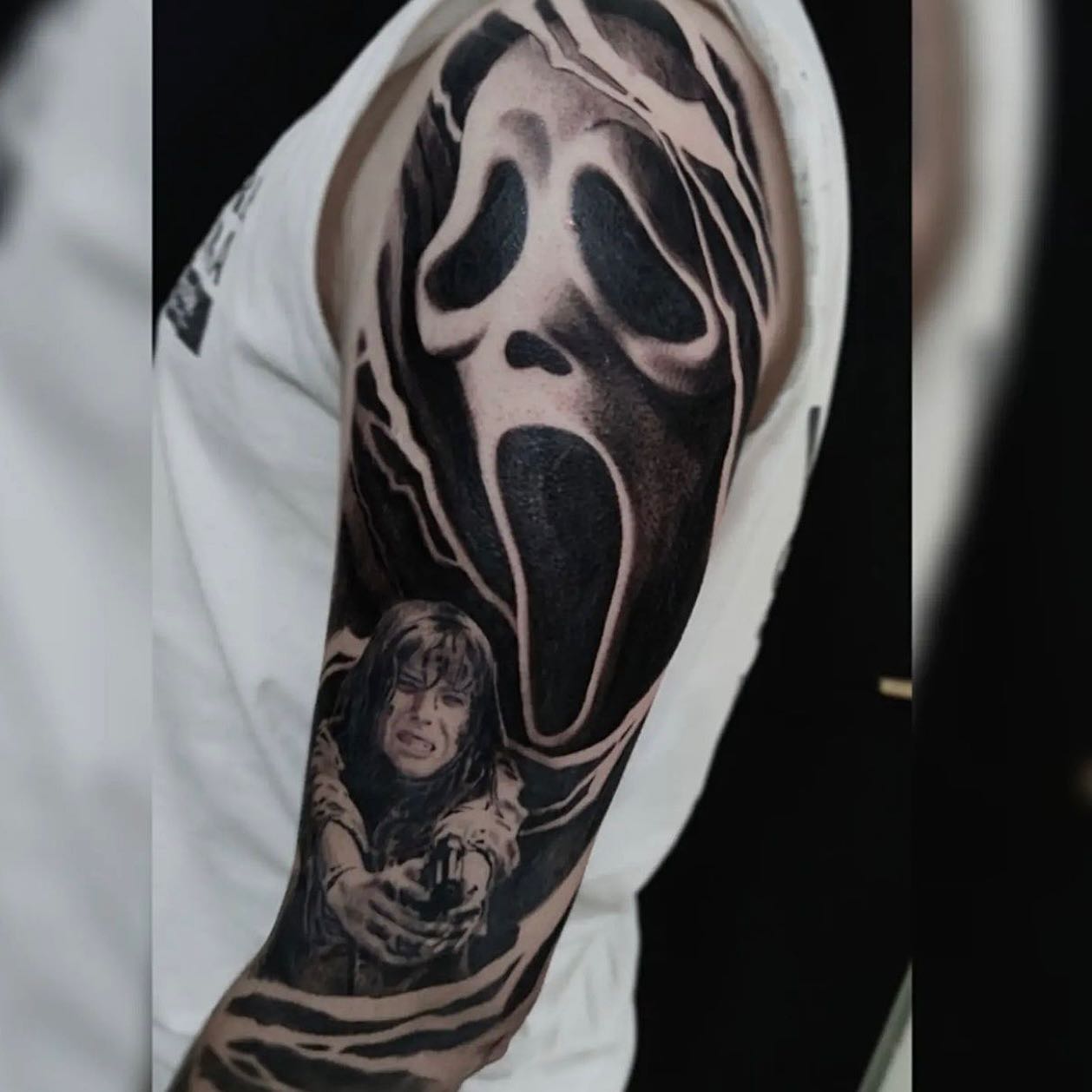 Scream piece by our resident Eme 👻💫

📲 emilianoemetattoo 

If you would like to get tattooed by Eme, then please message him directly. Otherwise you can fill in the tattoo enquiry form on our website ✨

                        barber_dts easytattoo_uk eternalink dynamiccolor lockdownneedle stencilstuff        