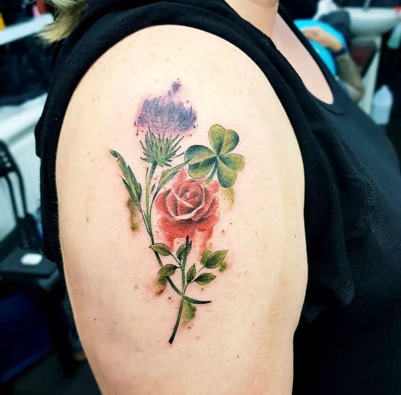 Sweet lil watercolour piece by mat.n.tatau 🌷

If you’d like to book in with Matias, send him a dm or fill out the tattoo enquiry form on our website ✨ 

          