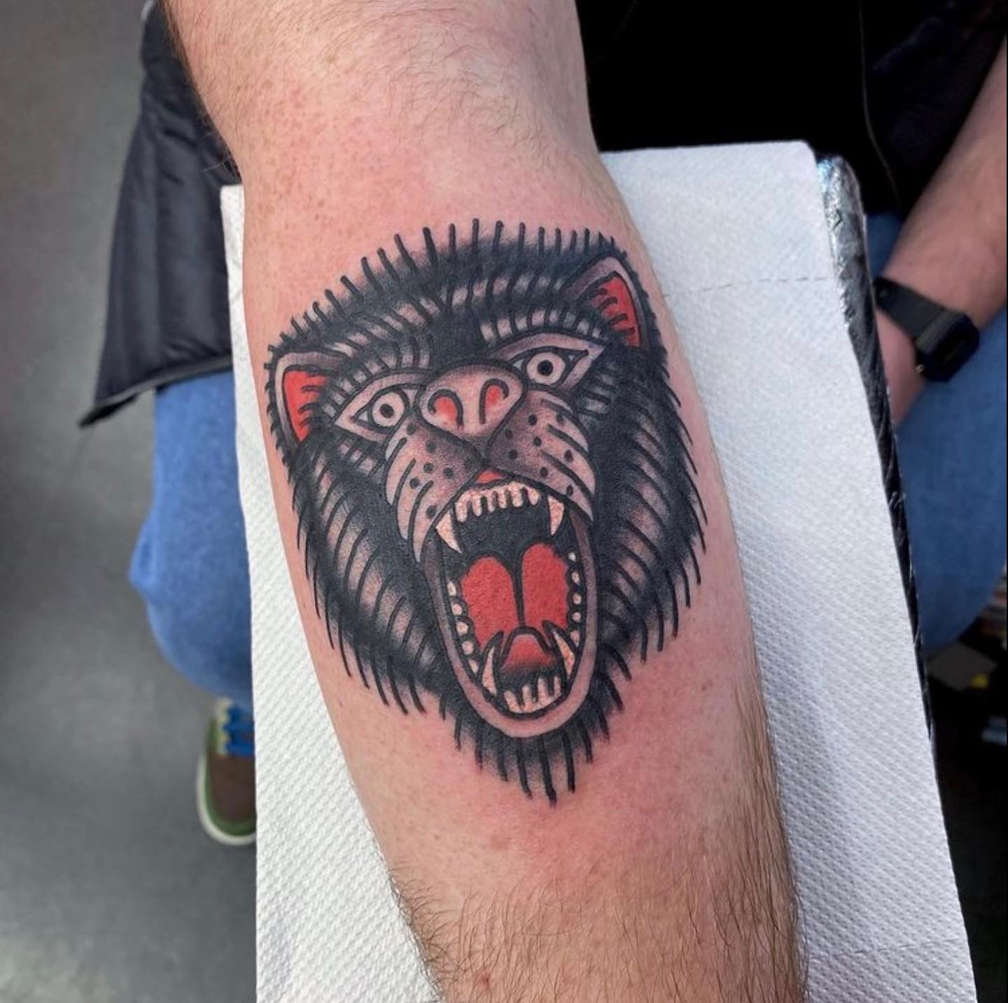 Angry bear from the awesome carnigold ✨

He has some space as soon as next week so if you’d like to grab a space, feel free to contact him directly, or fill in the enquiry form on the website - https://studioxiii.tattoo/tattoo-enquiry/

           
