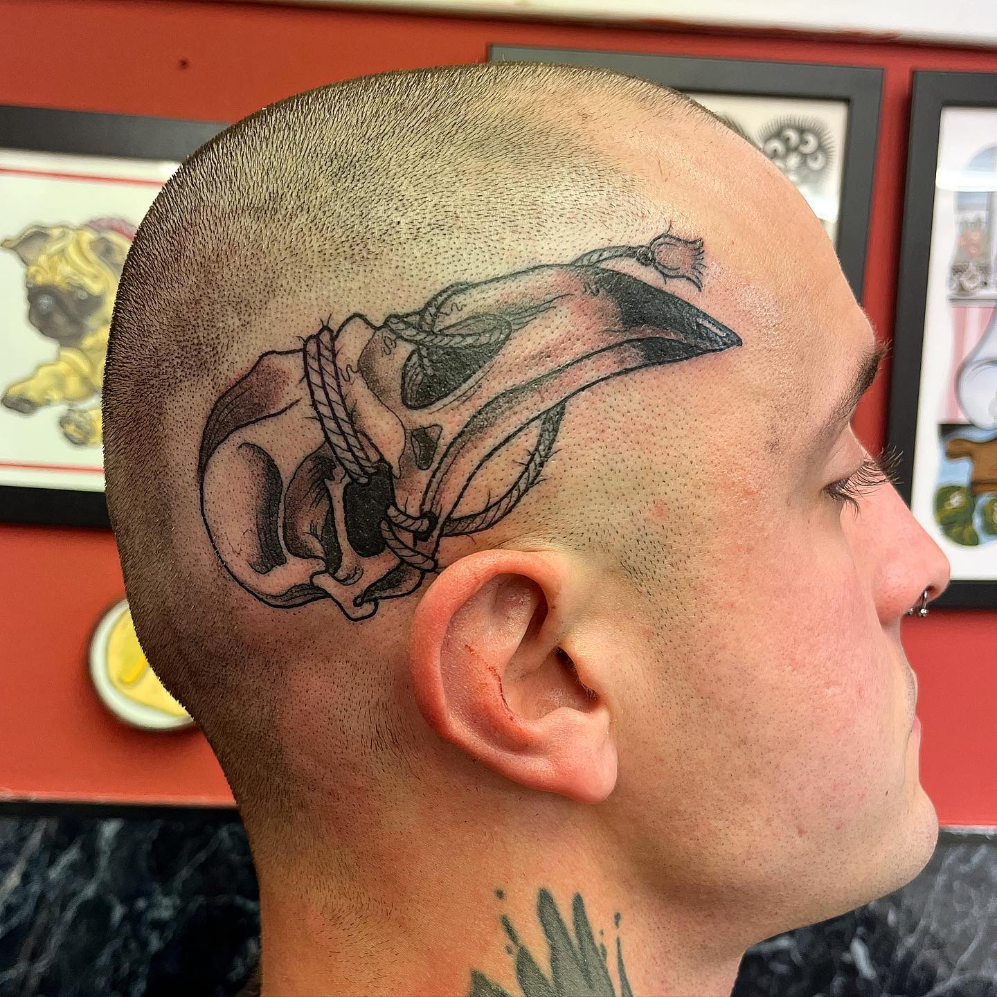 Crow skull for Ethan, one of two done that day! Thank you for sitting so well. I hope it settled in nice easy and quick. 

                   