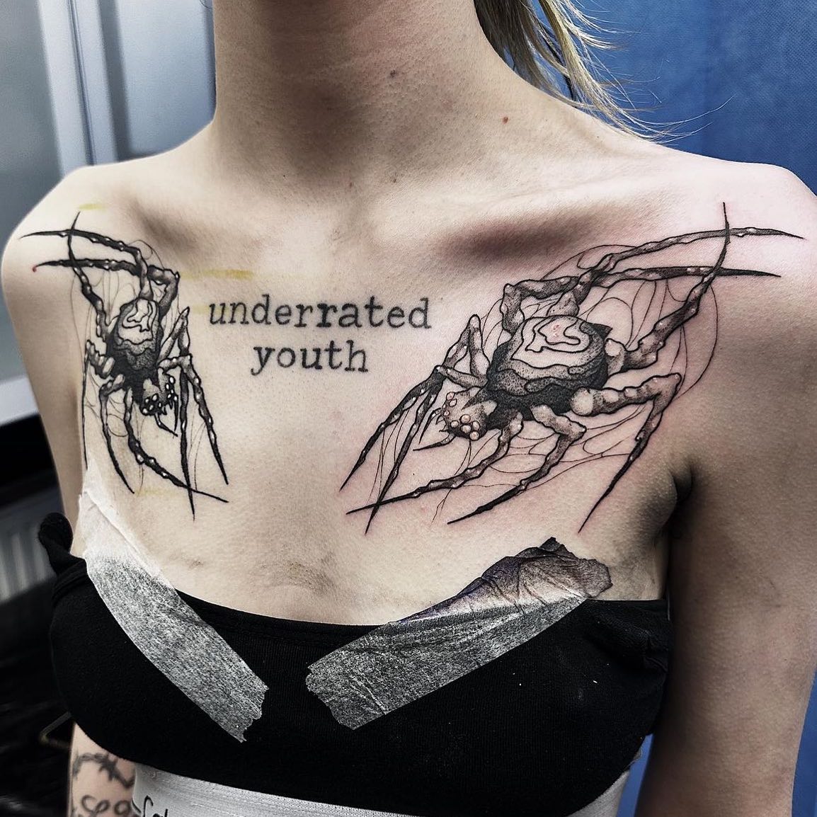 Some creepy crawlers by our very talented apprentice eilidhentattoos 

Eilidh would love to do more like this so get in touch with her if you’d like something similar! ❤️‍🔥
______________________________________

                        barber_dts stencilstuff   