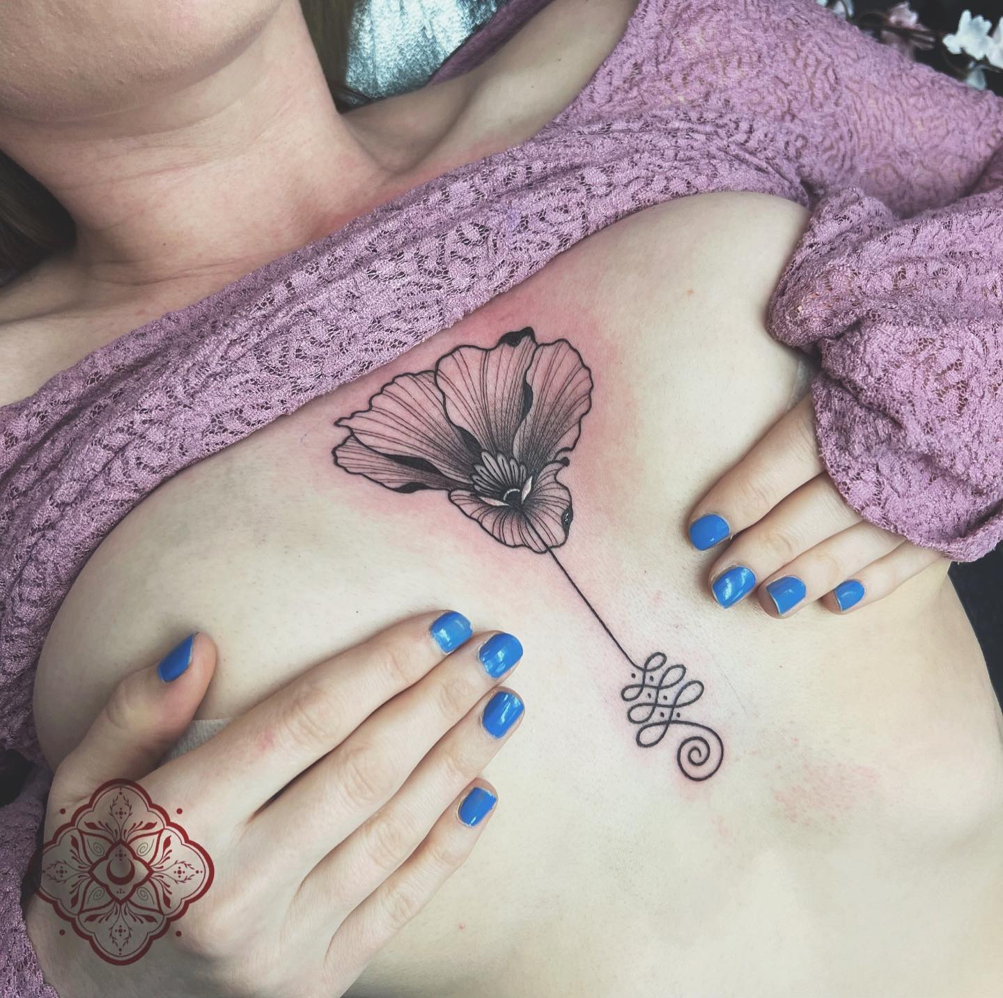 Ornamental Hibiscus + Unalome 🌺

Big thanks to my lovely client toasht for choosing from my wanna does designs!💗

Done at studioxiiigallery 
•
•
•
•
•
•
•

  
             
  