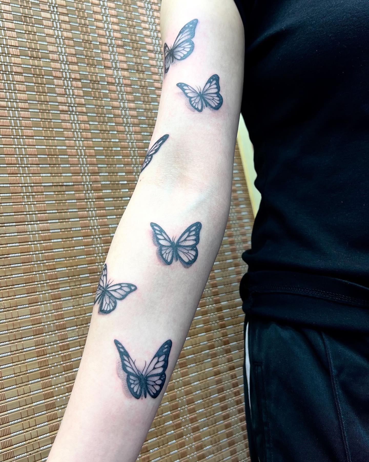 Butterfly arm by akos.tattoos 🦋 

.
.
.

                         totaltattoo barber_dts easytattoo_uk eternalink dynamiccolor lockdownneedle stencilstuff